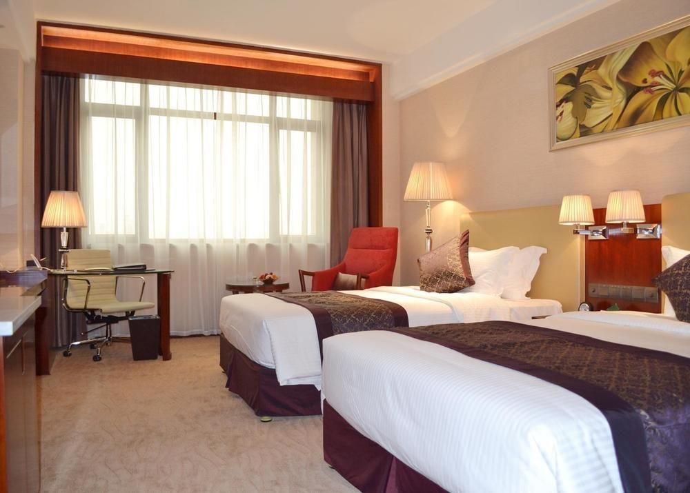 Wuhan Tianchimel Hotel Exteriör bild